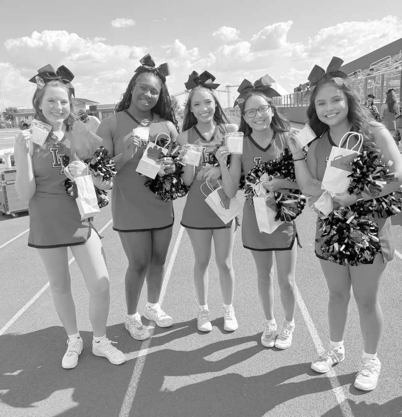 SENIOR GIFT - The LHS Cheer seniors were honored Friday by the Levelland Cheer Parent Club. They gifted the senior cheerleaders their senior gift (Kendra Scott megaphone necklaces) early so they could enjoy them their entire senior cheer season! Pictured are Elizabeth Hackler, Sydnii Joyce, Tarah Vargas, Kami Baeza and Hailyn Grant. (Photo courtesy of Cristal Isaacks)