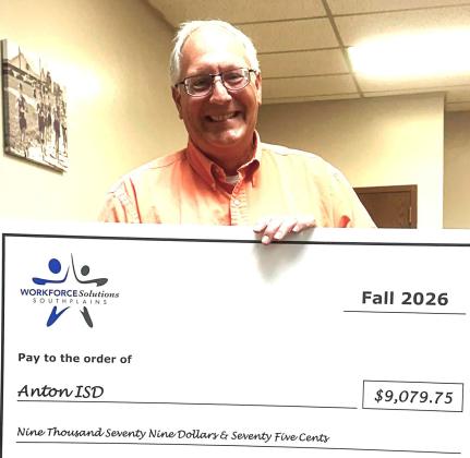 Anton ISD Reed receives HDIT Grant