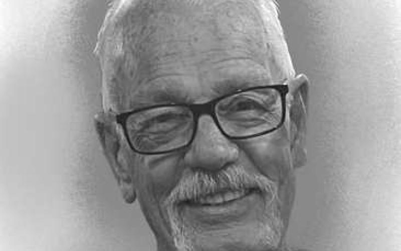Danny (Dan) James Holloway