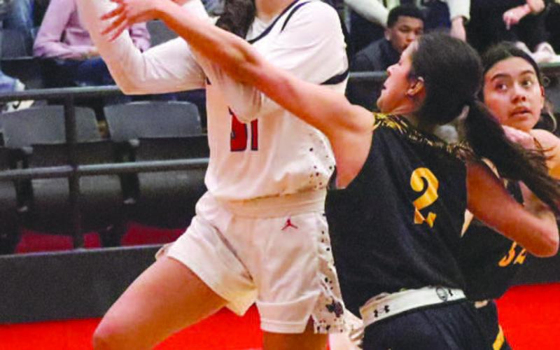 Levelland beats Snyder in comeback win