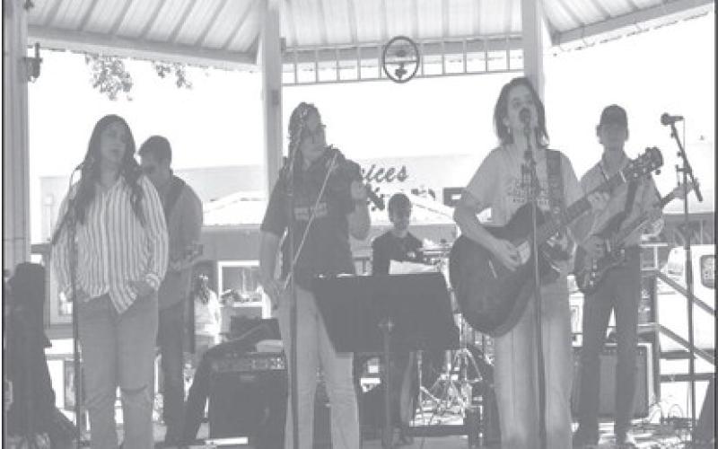 GREAT MUSIC- The Country Juke Band from SPC played at the gazebo on the Court House lawn this past Thursday at the Mainstreet Food Truck event. People who attended enjoyed good food while listening to great music. In photo in no particular order Mya Sanchez, Lainie Nelson, Riley Solberg, Dawson Marrow, Asher Wall, Max Muse.(Staff photo by Emily Campos)