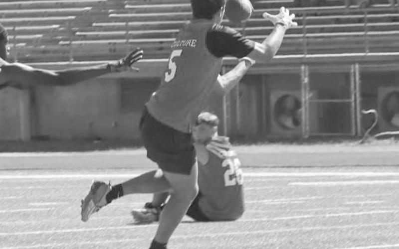 SEPARATION - Levelland Lobo Gage Potter was able to outrun the Estacado defender during the team’s 7 on 7 game this Monday in Lubbock. (Staff photo by Aalijah Soliz)