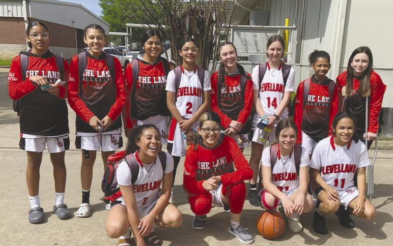 SENIORS- Three Levelland Girls Little Dribblers All-Star Teams traveled to Canton, TX to compete in the Little Dribblers National Tournament. The Senior Girls Team Included: Tatiyana Graves, Brook Cornish, Carleigh Delgado, Joselyne Campos, Marijah Delarosa, Sierra Dent, Brooklyn Escobar, Mia Sepulbeda, Gracie Orick, Hannah Murillo, Azure Wheeler, and Neveah Longoria. (Photo Courtesy of Kylie Boggs)