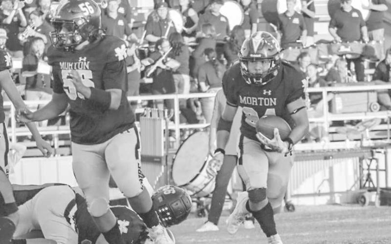 FOLLOW THE BLOCKS - Morton Indian Christian Enriquez followed his puller this past Friday in the team’s homecoming game against the Slaton Tigers. (Staff photo by Aalijah Soliz)