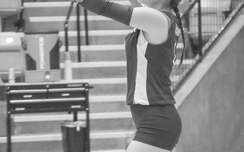SERVE - Levelland Loboette Alexis Gardea served the ball this past Tuesday during the team’s game against the Andrews Lady Mustangs. (Staff photo by Aalijah Soliz)