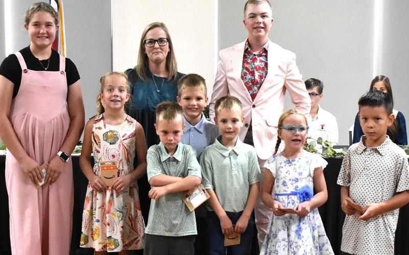 Hockley County Projects Fair - Sarah Gray, Adeline Gregory, Lawrence Albus, Kade Gregory, Gabriel Albus, Michael Albus, Lillian Gregory and Christian Johnson.