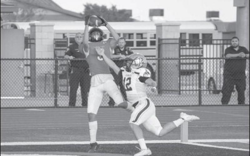 GREAT CATCH - Levelland athlete Gage Potter made the athletic catch into the endzone for the Lobos during the teams homecoming win last Friday against Lubbock High. (Staff photo by Dom Puente)