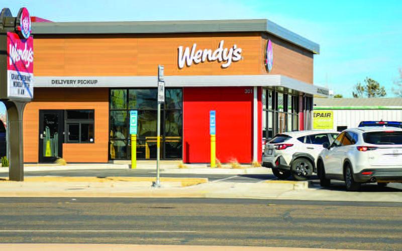 GRAND OPENING RUSH - Wendy’s located at 301 College Avenue officially opened Monday at 11 a.m. With the heavy amount of traffic entering and leaving the restaurant, community members are encouraged to be vigilant of possible vehicles in the right lane of College Avenue waiting to enter the parking lot. (Staff photo by Dom Puente)