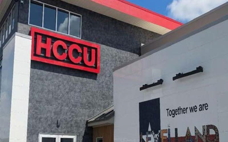 NEWEST MOSAIC-Pictured is the complete mosaic located on the building of the Hockley County Credit Union (HCCU). HCCU employes and members of the community worked together last Sunday adding the finishing touches to Levelland’s newest mosaic. (Photo courtesy of HCCU).