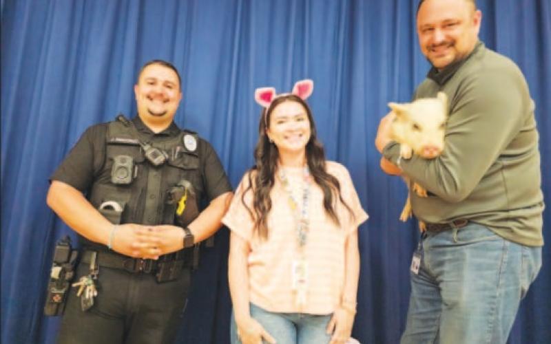 KISS THE PIG