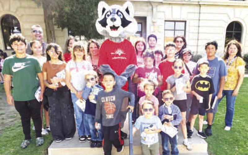 EGGSPLORE &amp;amp; GROW - Keep Levelland Beautiful and the Hockley County Memorial Library held the Eggsplore &amp;amp; Grow program for summer participants in the summer library program. (KLB photo)