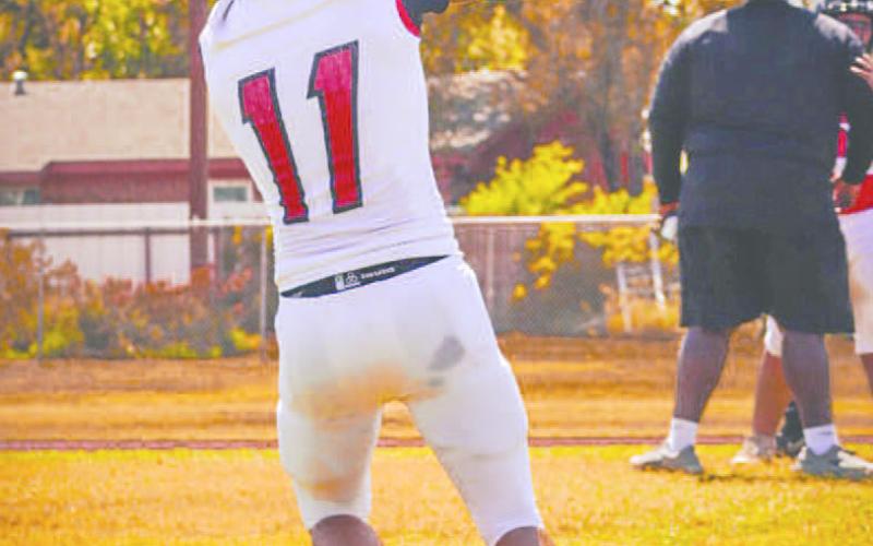 QUICK CATCH - Levelland Lobo Gage Potter caught the ball off of a wide receiver screen during team drills at two-a-days practice at the Levelland High School. (Staff photo by Aalijah Soliz)