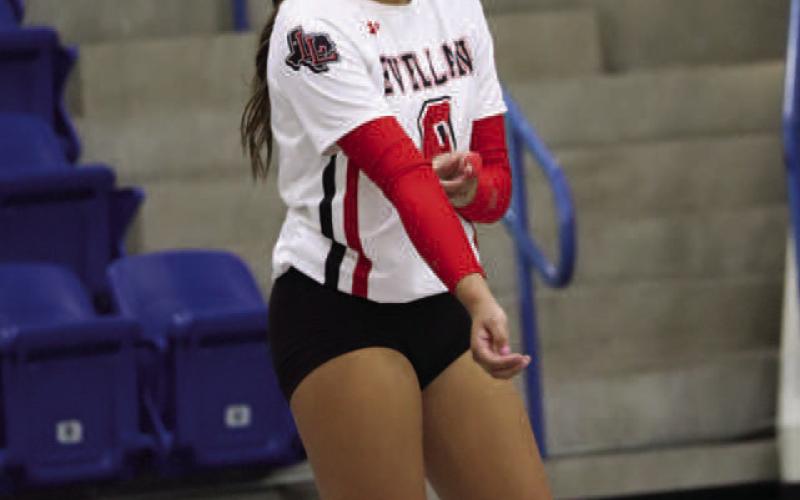 Loboettes fall 3-1, against Midland Greenwood Rangerettes