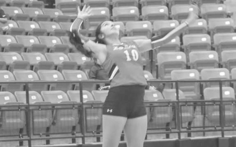 ACE - Levelland Loboette Mia Morin served the ball this past Tuesday on the road against the Brownfield Lady Cubs in the team’s win in five sets. (Staff photo by Aalijah Soliz)