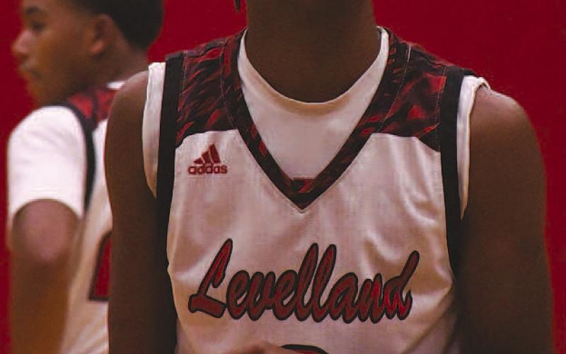 SECOND LEADING SCORER- Levelland Lobos earned a 52-46 road win over the Plainview Bulldogs. The win moved the Lobos to 10-10 with one game left to play before district competition kicks offs. Sophomore Eryk Jones put in 14 points and was the second leading scorer during the contest. (Staff Photo by Dom Puente)