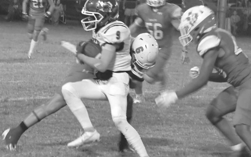 GOOD VISION - Skyler Pond had three catches for 39 yards for the Smyer Bobcats in the opening game of the UIL Class 2A-2 district schedule. The Bobcats lost to the host Ropes Eagles 38-6 and will be in New Home next Friday at 7 p.m. (Staff photo by Jay Kelley)