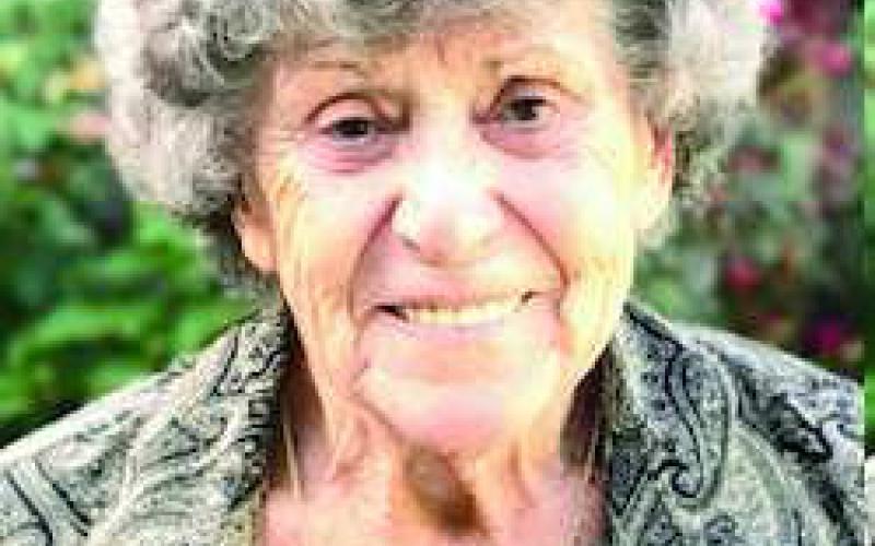 In loving memory of Patsy Lewis