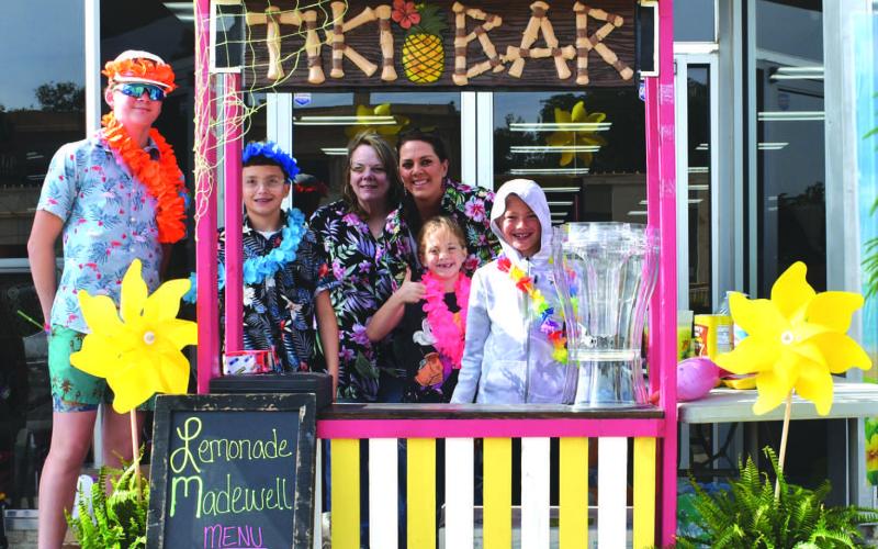 TIKI BAR - The Tiki Bar participated in the Lemonade Day event hosted by the Levelland Main Street Program in downtown Levelland. Pictured in no particular order are: Jamie Madeell, Diane Goodman, Jayton Mcdeell, Jerrett Mcdeell, Jacely Madeell and David Escobar. (Staff photo by Emily Campos)