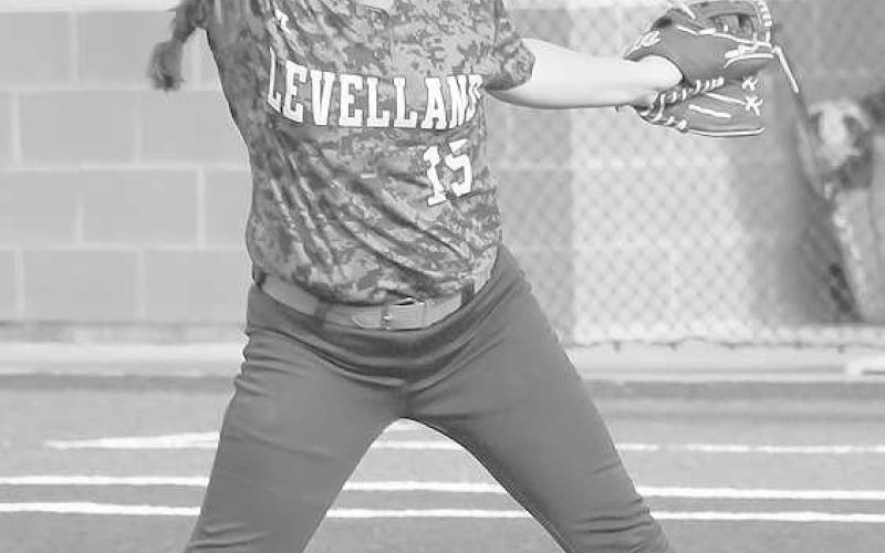 SPLITTING TIME- The Levelland Loboette softball team participated in summer league action at Sundown High School Tuesday. Loboette Adrianna Castellano split time on the hill with Aubriana Rivas. The Loboettes will be hosting summer league games at Levelland High School Tuesday. The first pitch is set for 5:30 p.m.(Staff Photo by Aalijah Soliz)