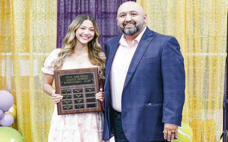 SUPERINTENDENTS AWARD - Alisiah Alafa. (Staff photo by Jentezen Smih)