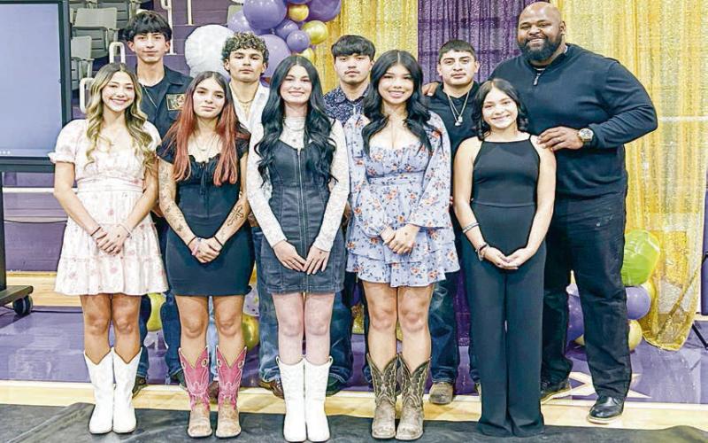 GOLF AWARDS - Outstanding Boy Athlete: Shooter Campos and Outstanding Girl Athletes: Alyssa Mancias, Ally Ramirez, Miliana Castillo, Alisiah Alafa and Liberty Peek. (Staff photo by Jentezen Smith)