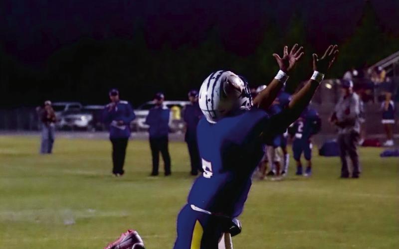 LAYOUT FOR IT - Whiteface sophomore Jose Flores lays out to catch a pass during a game against Meadow this past Friday night at Antelope Stadium. Whitefcae would end up winning 56-0. (Photo provided by Whiteface Victory Line Facebook)