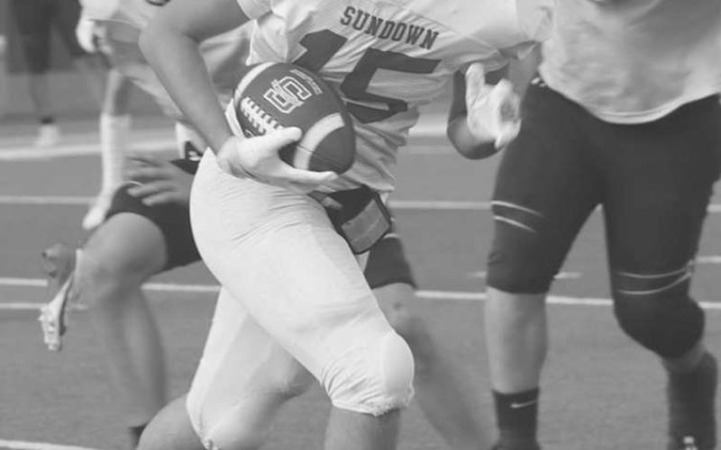 MOVING UPFIELD - Sundown Roughneck Gabriel Sanchez looked upfield to get around his blockers this past Friday against the Sudan Hornets on the road. (Photo courtesy of Sundown ISD)