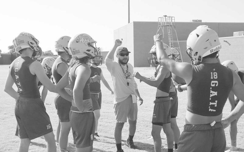 BREAK IT OUT - Anton Head Coach Adam Ramirez broke out the huddle with his team to start another drill during Monday’s two-a-day practice. (Staff photo by Aalijah Soliz)