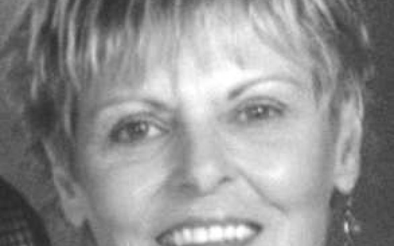 Vickie Sue Redford, 74