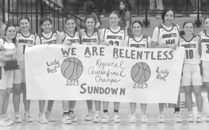 Roughettes out duel Lady Eagles, 53-44