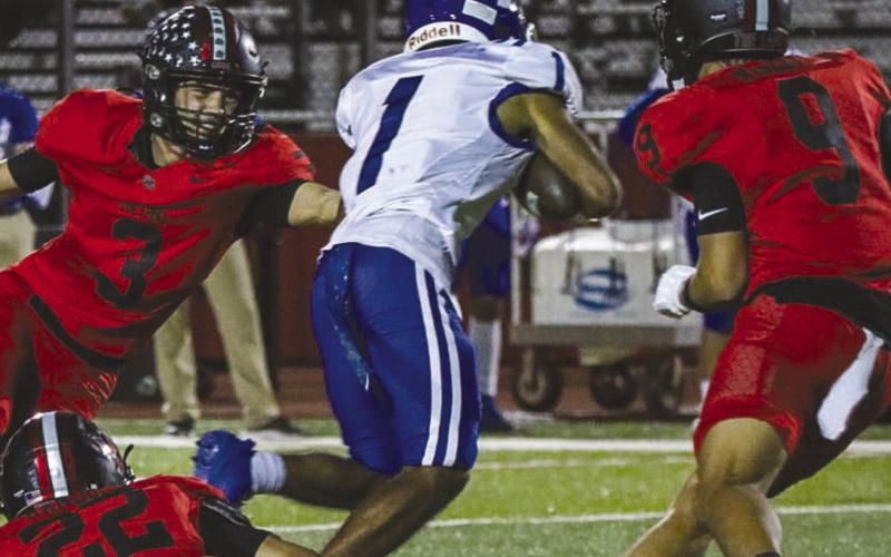 Levelland Lobos take down Lake View Chiefs