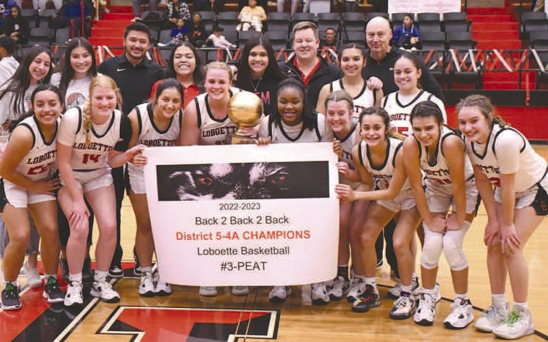 Loboettes secure third stright district title