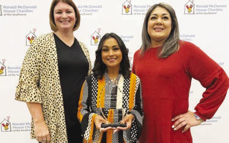 SUNDOWN ISD 4TH GRADE HONORED BY THE RONALD MCDONALD HOUSE CHARITIES OF THE SOUTHWEST- Sundown ISD 4th grade was honored today by the Ronald McDonald House Charities of the Southwest. They were awarded the Junior League of Lubbock Award for donating items to the Lubbock house for 25+ years. Every year the 4th grade class goes to the House, takes a tour to learn more about RMHC and what they do. The large donation of items are used throughout the year to serve the families. (Sundown ISD photo).