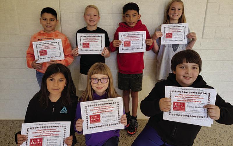 LIS students receive first nine weeks academic awards