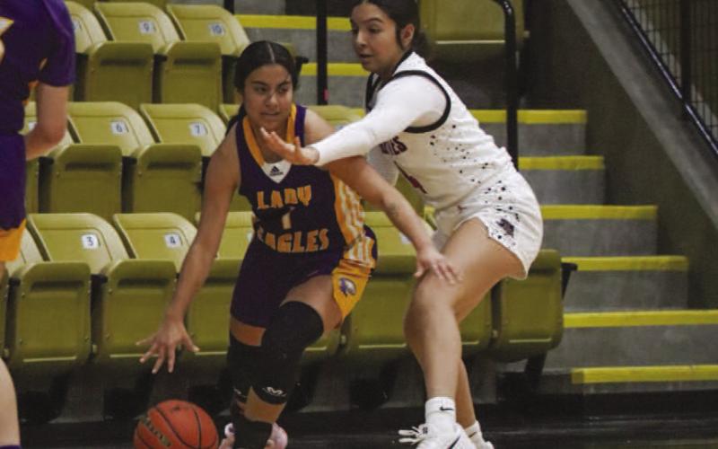 GOING NOWHERE - Levelland Loboette Mia Morin made the Pecos offensive player go around her during the team’s game in Andrews this past Thursday. (Staff photo by Aalijah Soliz)