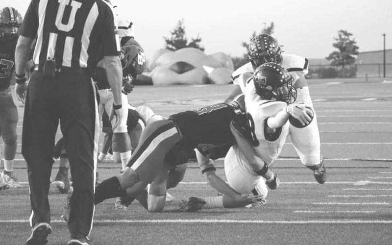 REACH FOR IT - Levelland Lobo Austin Ellis reached the ball across the goal line to get the Lobos a touchdown early in the game against the Borger Bulldogs this past Friday. (Staff photo by Aalijah Soliz)