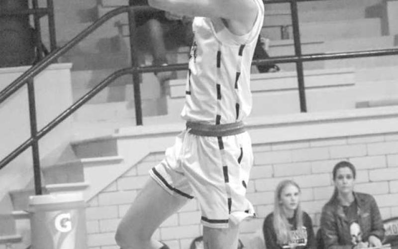 FASTBREAK - Morton Indian Zeph Silvas broke loose as the team was able to force the Lubbock Titans to turn the ball over in their contest last Friday at home. (Staff photo by Aalijah Soliz)