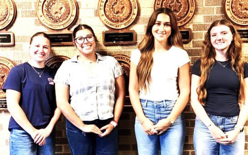 Sundown High School N.H.S. Officers include President: Kyndall Taggart, president; Karmindy Townsend, vice president; A’Bree Olivas, treasurer; Kassady Rodgers, historian; and (not shown) Shaun Lopez, Whip.