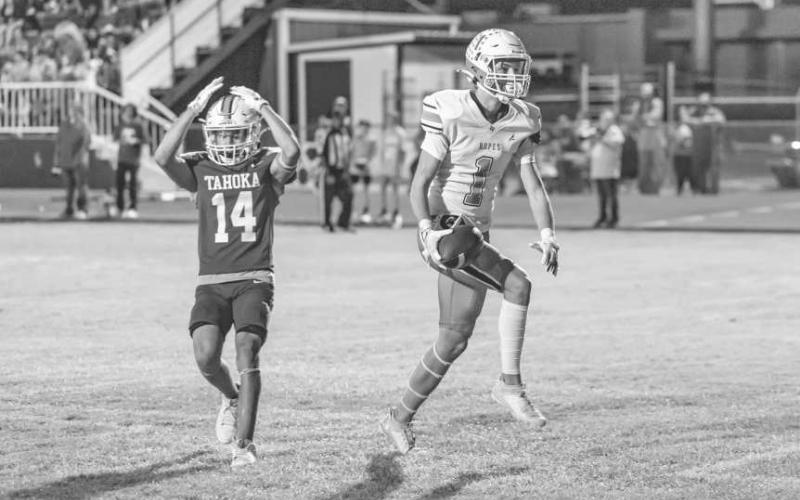 WALK IT IN - Ropes Eagle Reese Williams scored a touchdown from a pass from Kade Franklin this past Friday on the road against the Tahoka Bulldogs in the team’s district opener. (Photo courtesy of Donovan Martin)
