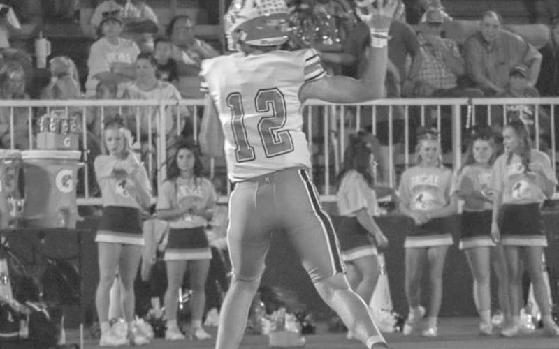 QUICK THROW - Ropes Eagle Kade Franklin threw a quick pass to one of his receivers this past Friday against the Tahoka Bulldogs on the road. (Staff photo by Aalijah Soliz)