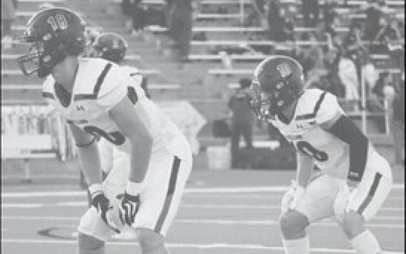 Lobos take down Chiefs, 32-13