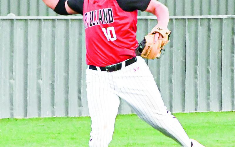 IMPRESSIVE PLAY - Levelland Lobo Ian Rivera fields a foul line dribbler and makes a throw on the run to record the out this past Tuesday during their game against Big Spring at the Lobo Diamond. Rivera would also have a nice night with the bat, going 2/2 with three runs scored, two walks and a stolen base. (Staff photo by Jentezen Smith)