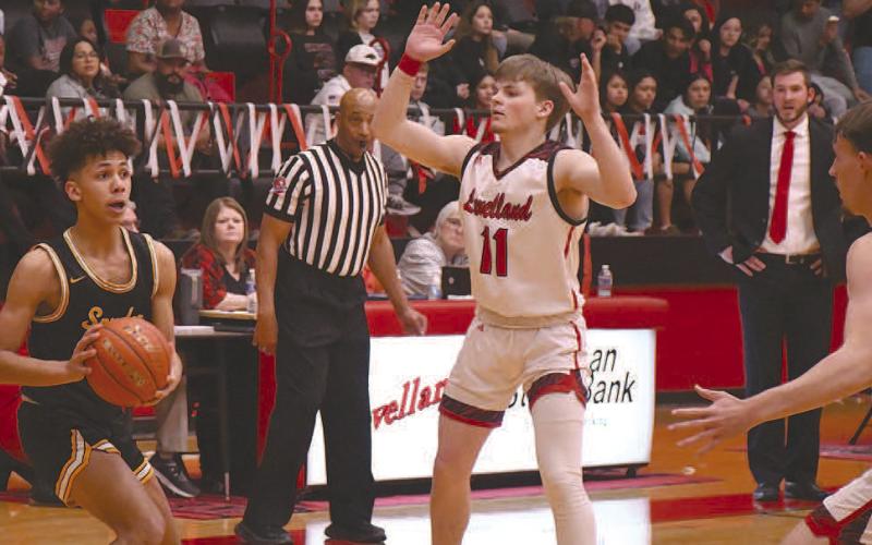 Lobos celebrate senior night Tues.