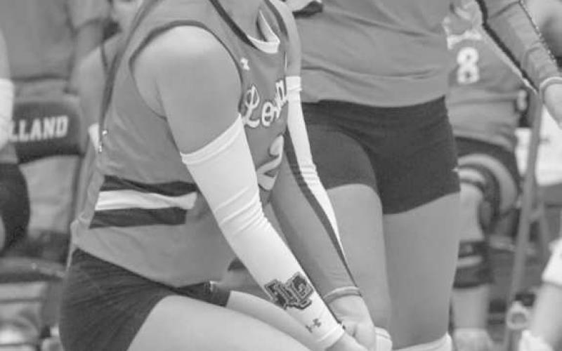 CONCENTRATED - Levelland Loboette Saydi Mendez popped the ball up for her team during their matchup against the Plains Cowgirls this past Tuesday. (Staff photo by Aalijah Soliz)