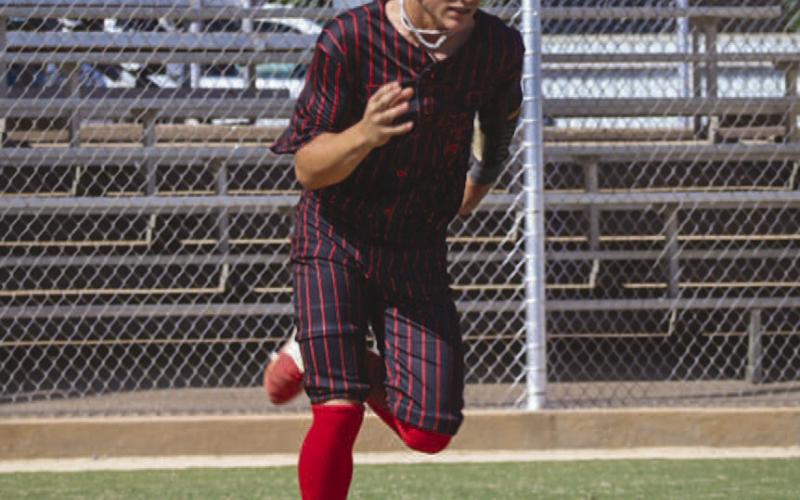 HARD RUNNER - Levelland Lobo Jake Potter ran full speed to first base May 2, in Snyder for the team’s last game of the season against the Brownwood Lions. (Staff photo by Aalijah Soliz)