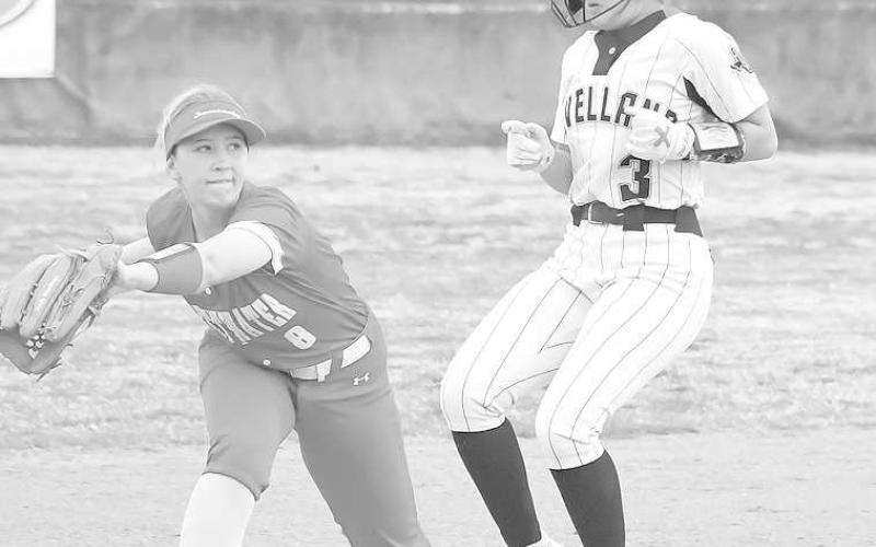 STOLEN BASE- Loboette Madalon Rico tiptoed into second with a stolen base. Levelland scored 10 runs in the third inning and defeated Sweetwater, 14-3. The Loboetes are now 16-2 overall and 1-0 in district play. (Staff Photo by Dom Puente)