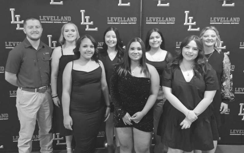 STUDENT TRAINERS - Levelland trainers Mackenzie Dominguez earned New Comer, Destini Blair earned New Comer and Bella Campos earned MVP. Pictured above are the training staff along with Athletic Trainer Shadye Millican. (Photo courtesy of Levelland ISD)