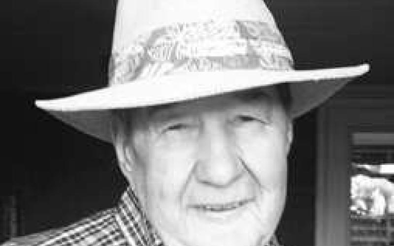 Funeral services held for Dale Hewitt, 89