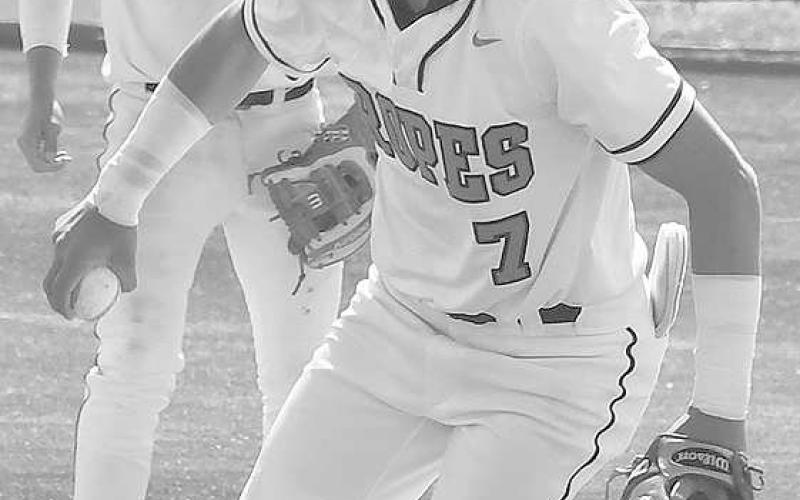Eagles run rule Seagraves in five