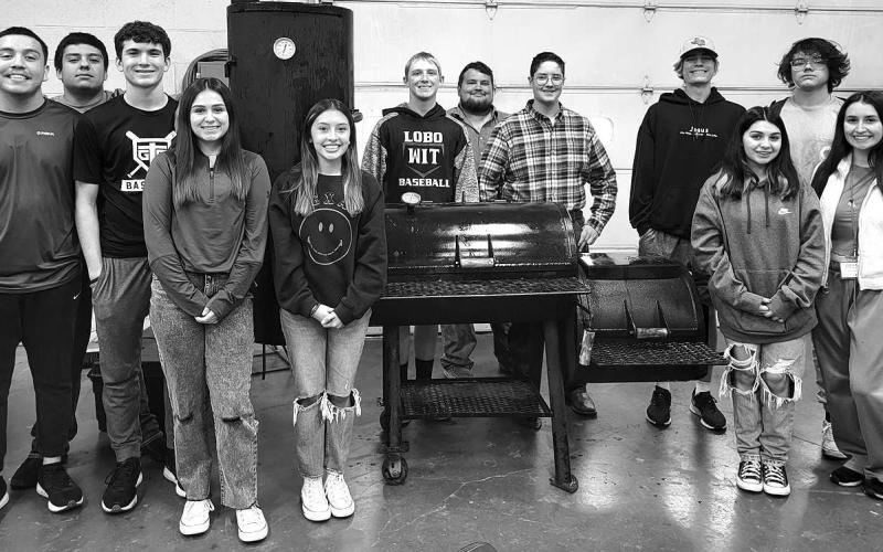 LHS BBQ team members qualify for state